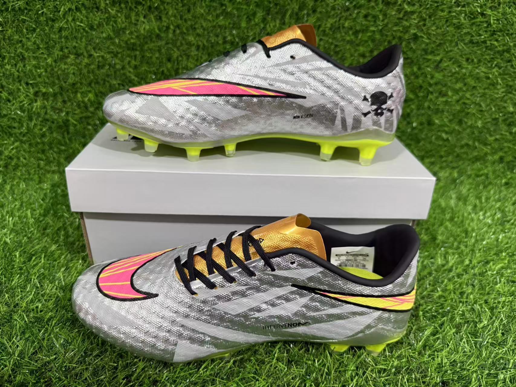 Hypervenom Phantom Liquid Diamond Edition Elite FG